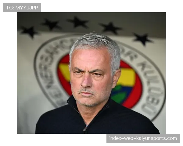 穆里尼奥杯赛换人见效，里奥斯头球破僵显战术价值